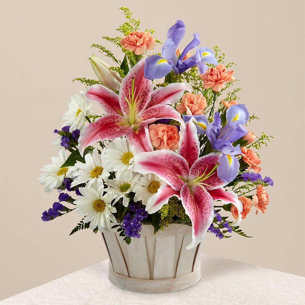 The Wondrous Nature Bouquet – HOLLOW TREE GIFTS & FLORAL LLC, Cascade IA