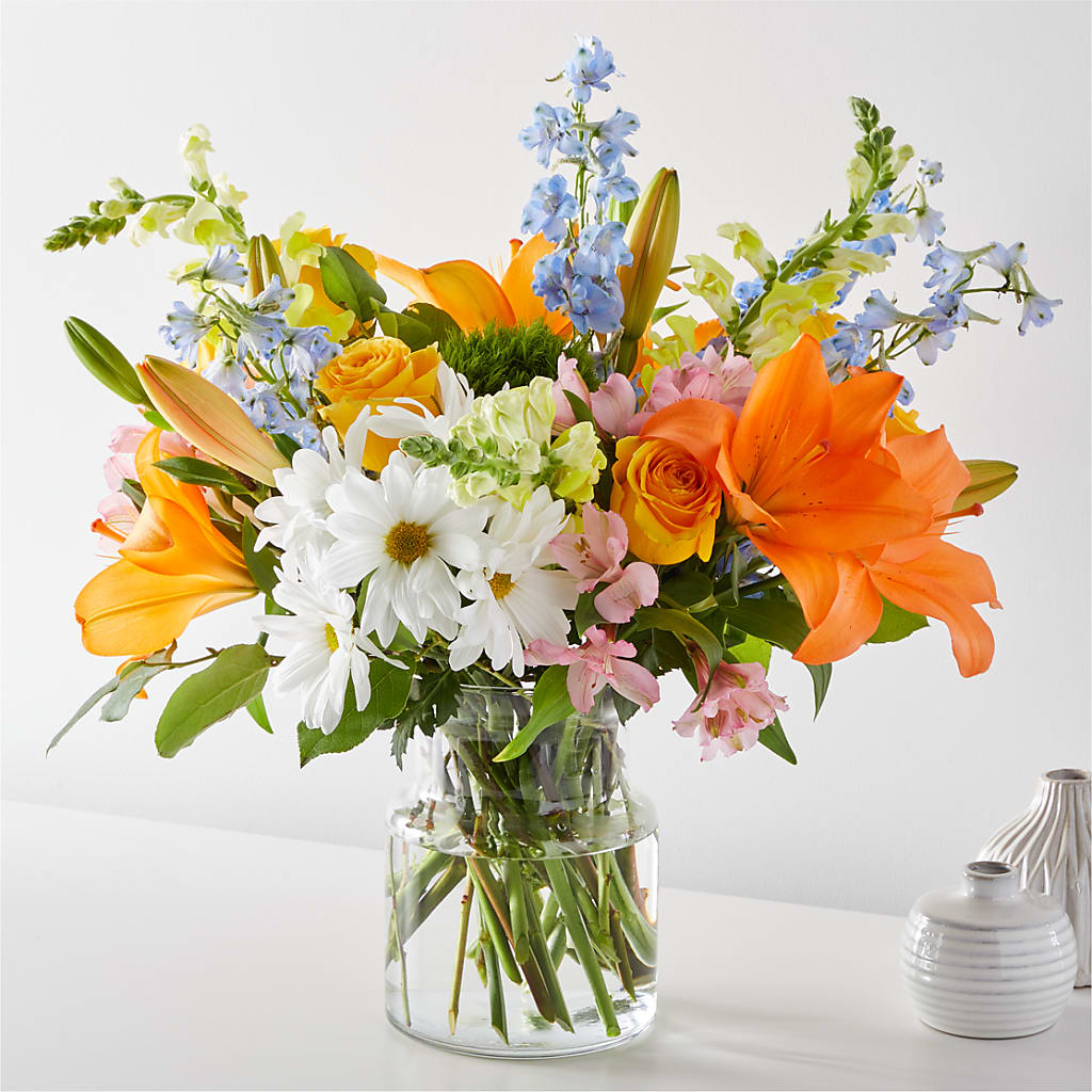 Sun Salutation Bouquet – HOLLOW TREE GIFTS & FLORAL LLC, Cascade IA