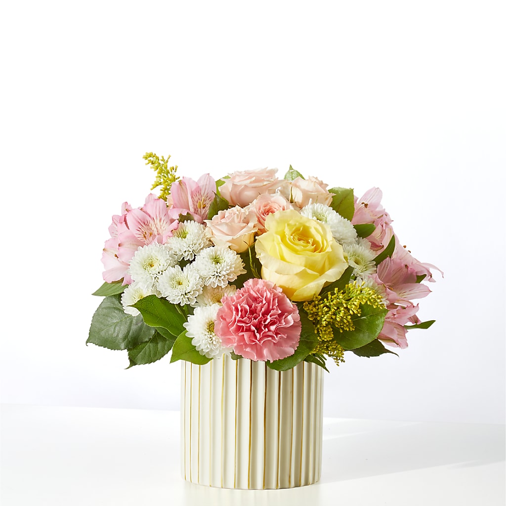 Watercolors Bouquet – HOLLOW TREE GIFTS & FLORAL LLC, Cascade IA