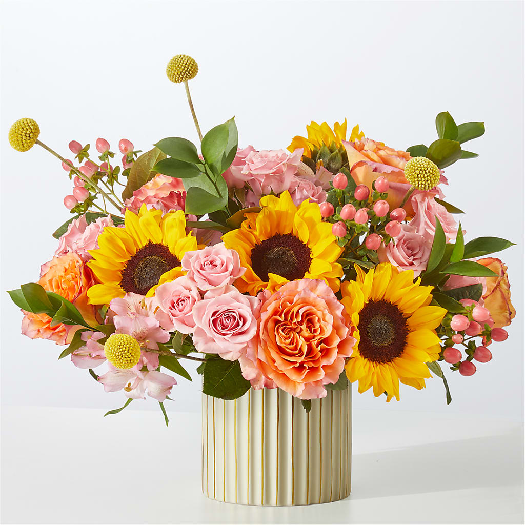 Sun's Out Bouquet – HOLLOW TREE GIFTS & FLORAL LLC, Cascade IA