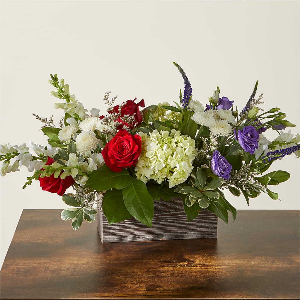 Sweet Magnolia Bouquet – HOLLOW TREE GIFTS & FLORAL LLC, Cascade IA