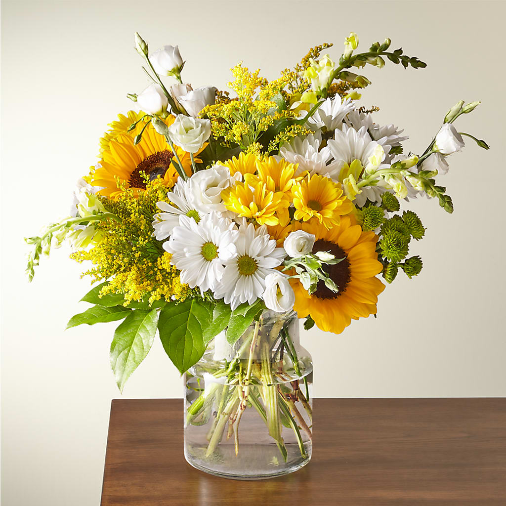 Hello Sunshine Bouquet – HOLLOW TREE GIFTS & FLORAL LLC, Cascade IA
