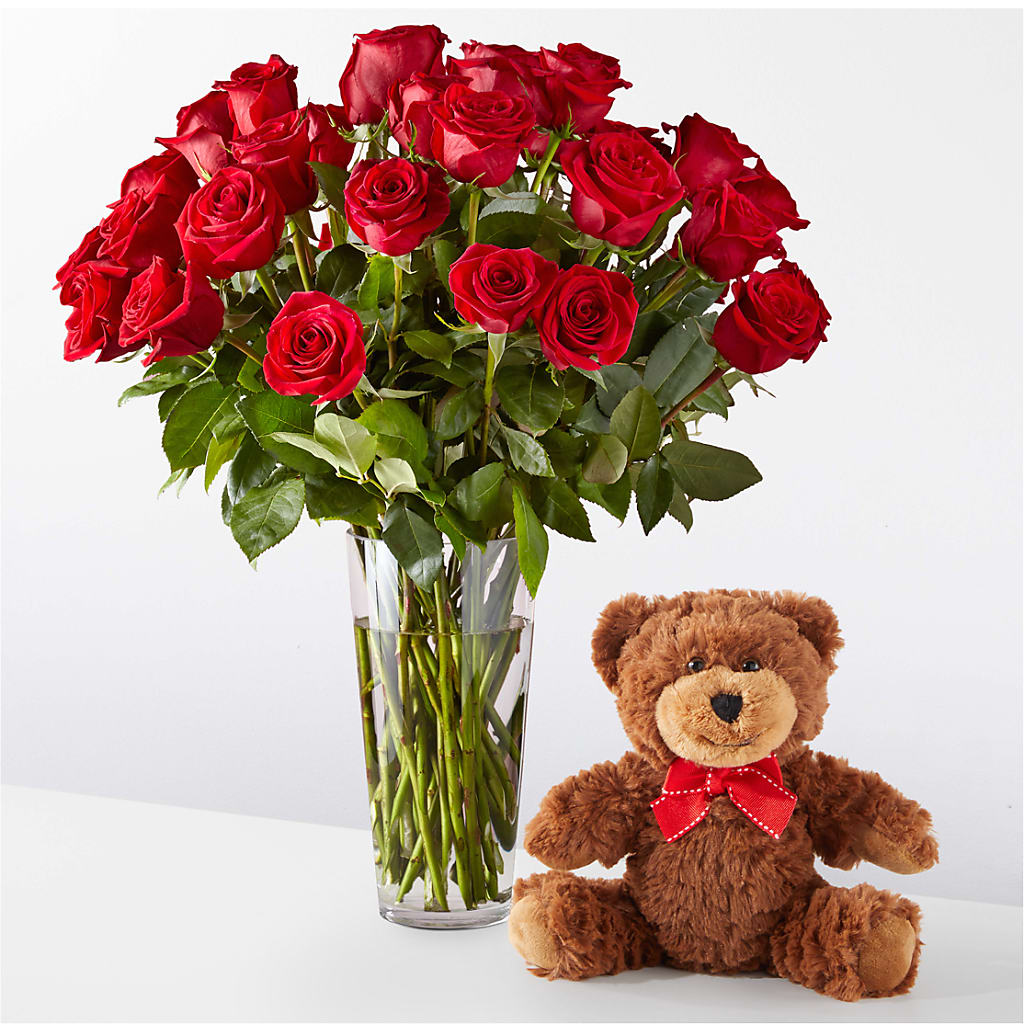 Romantic Long Stem Red Rose Bouquet Bundles – HOLLOW TREE GIFTS & FLORAL LLC, Cascade IA