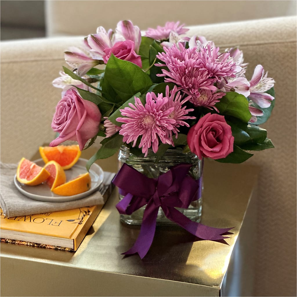 Sugarplum Bouquet – HOLLOW TREE GIFTS & FLORAL LLC, Cascade IA