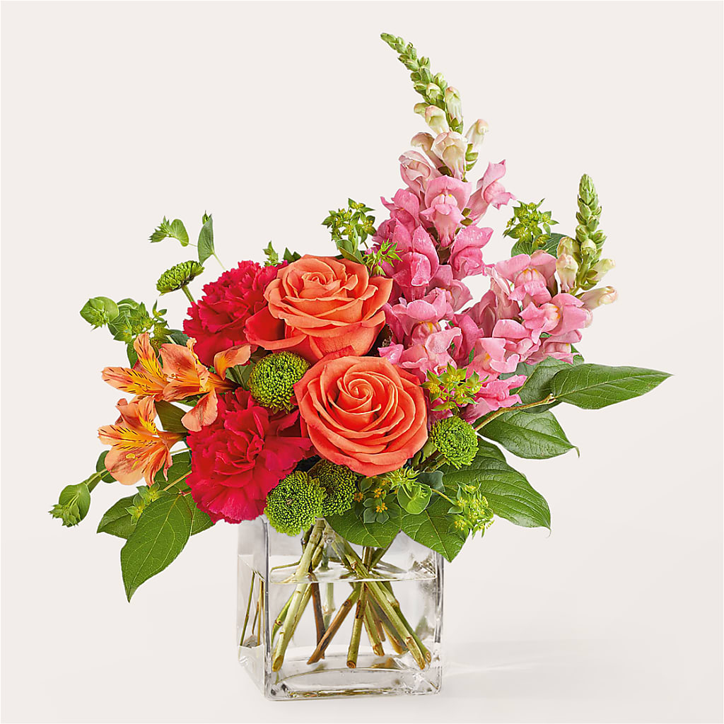 Cosmopolitan Bouquet – HOLLOW TREE GIFTS & FLORAL LLC, Cascade IA