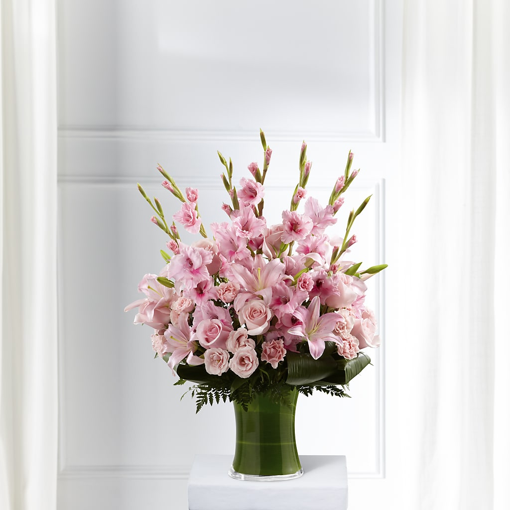 Lovely Tribute Bouquet – HOLLOW TREE GIFTS & FLORAL LLC, Cascade IA