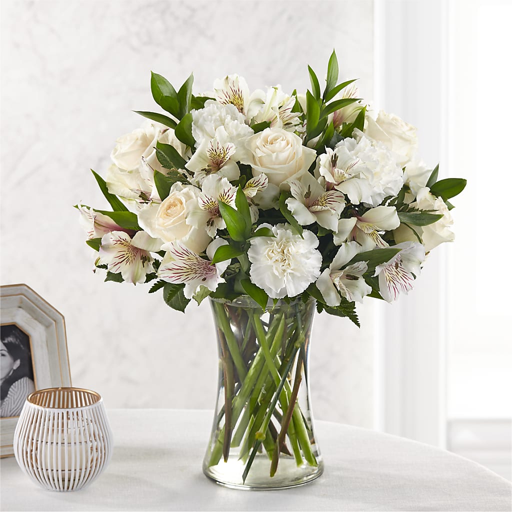Cherished Friend Bouquet – HOLLOW TREE GIFTS & FLORAL LLC, Cascade IA