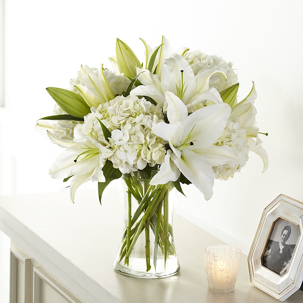 Compassionate Lily Bouquet – HOLLOW TREE GIFTS & FLORAL LLC, Cascade IA