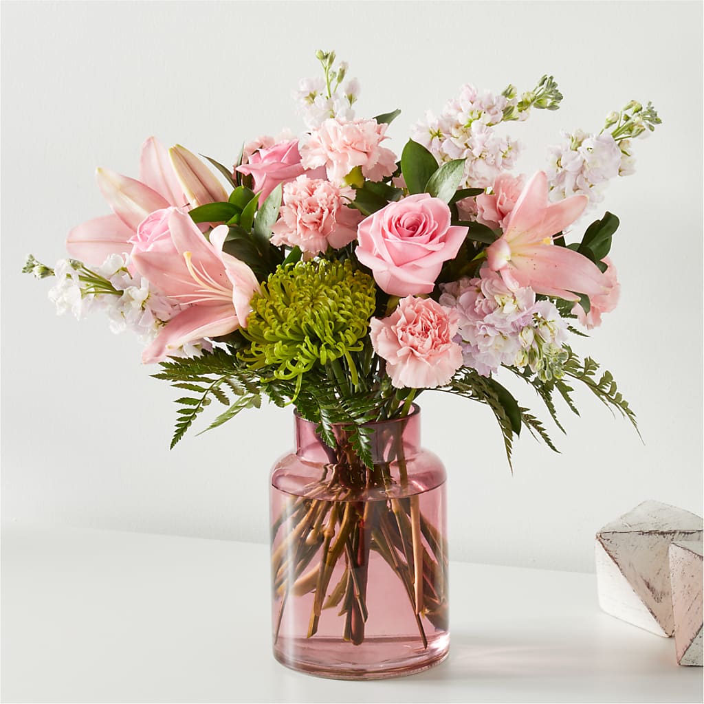 Pretty in Pink Bouquet – HOLLOW TREE GIFTS & FLORAL LLC, Cascade IA