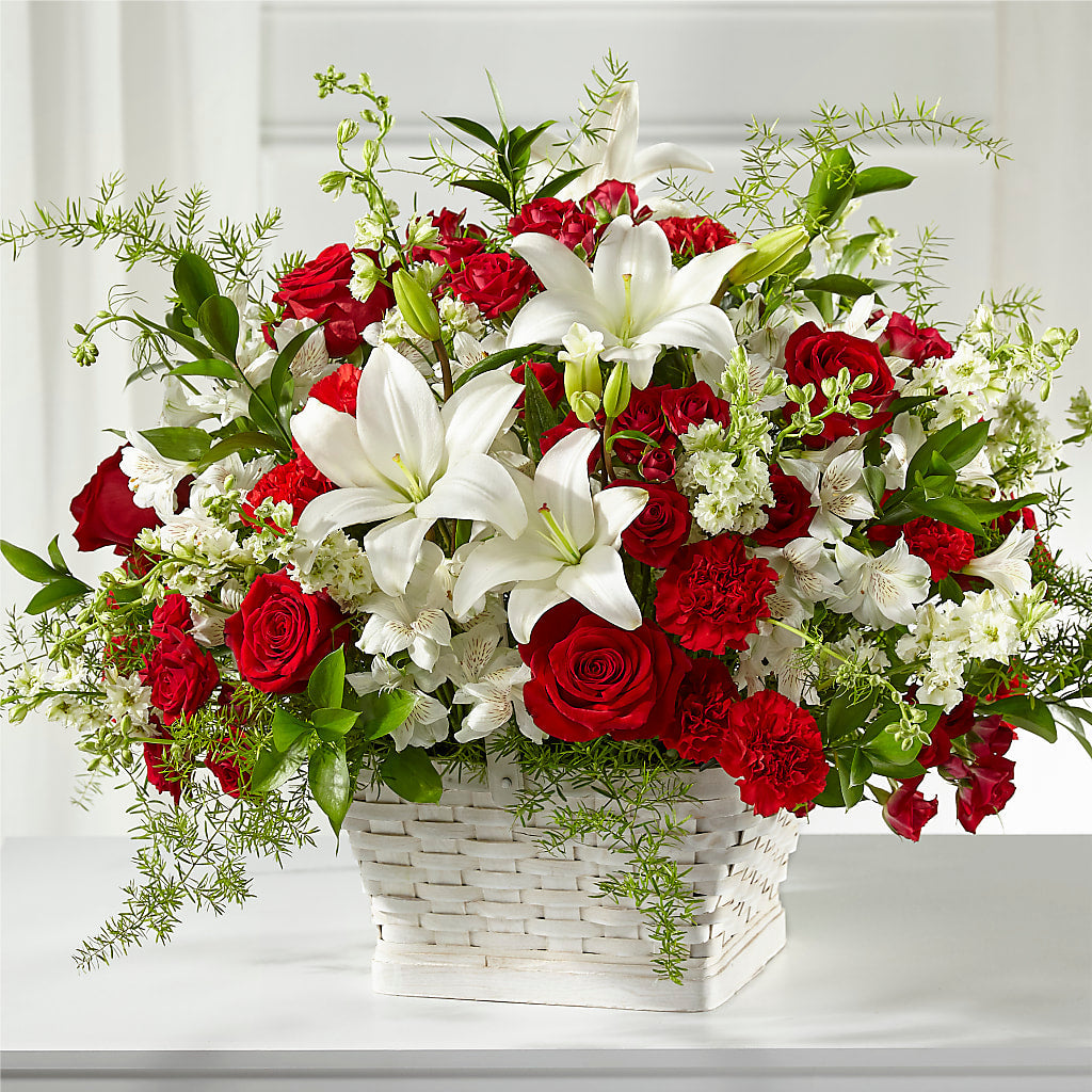 Sentiments of Love Arrangement – HOLLOW TREE GIFTS & FLORAL LLC, Cascade IA