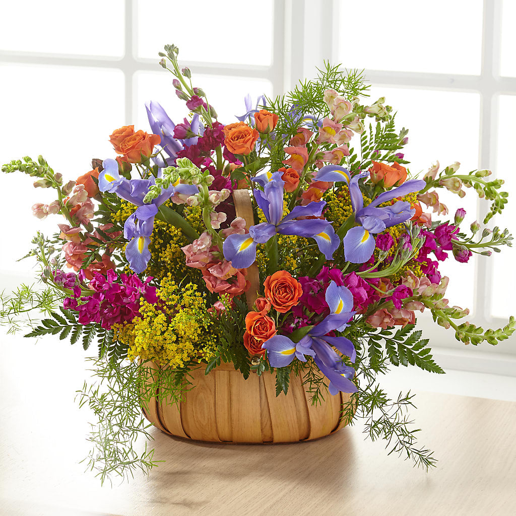 Garden of Life Basket – HOLLOW TREE GIFTS & FLORAL LLC, Cascade IA