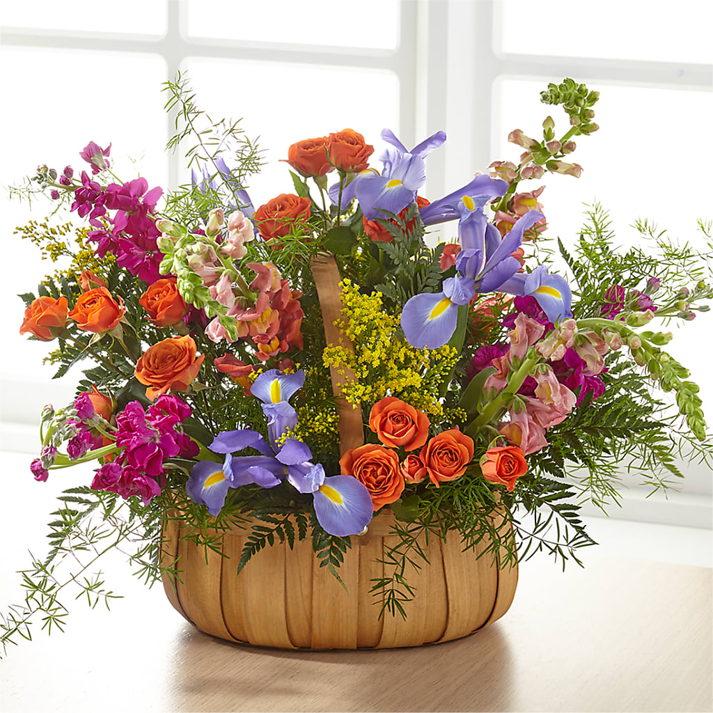 Garden of Life Basket – HOLLOW TREE GIFTS & FLORAL LLC, Cascade IA