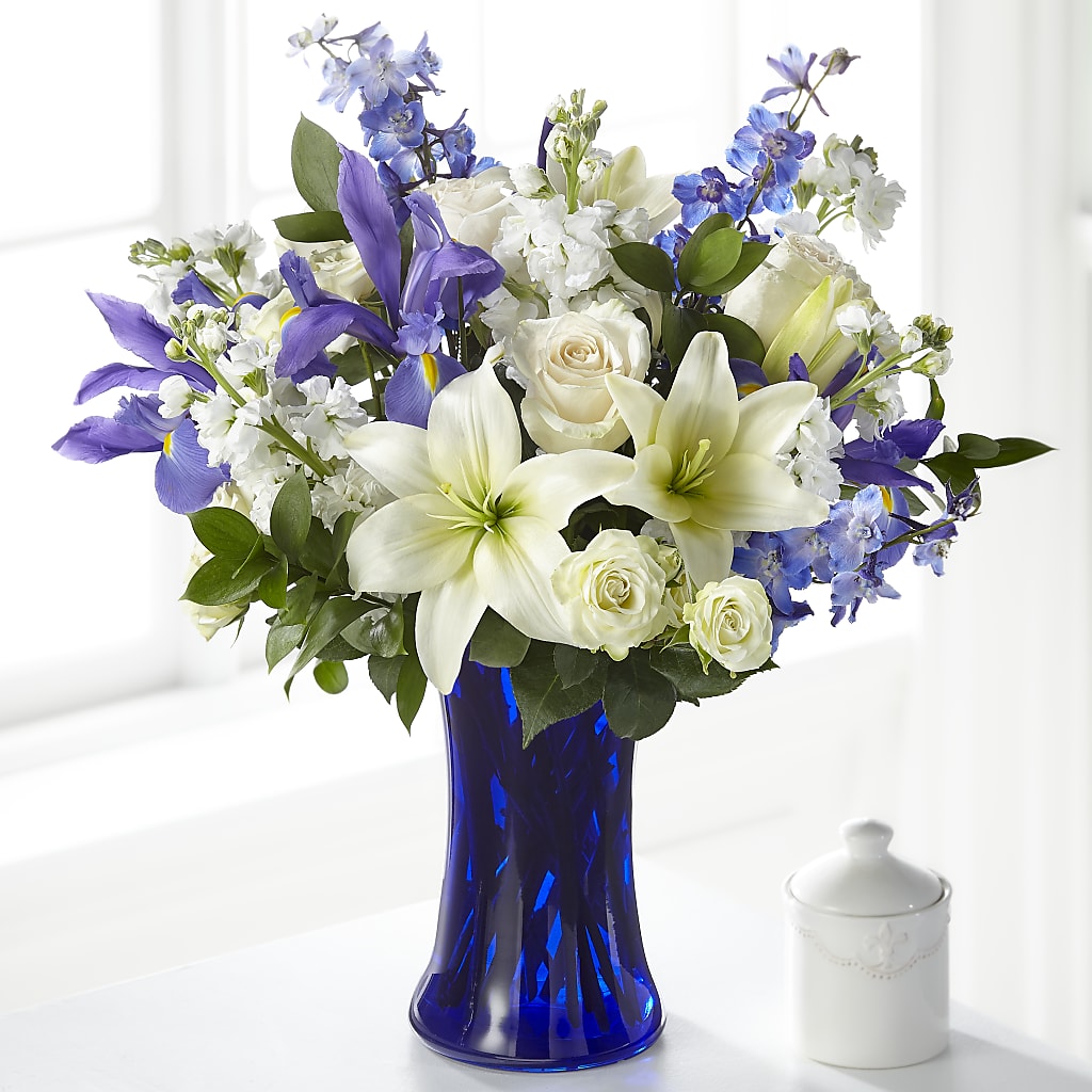 Calming Comfort Bouquet – HOLLOW TREE GIFTS & FLORAL LLC, Cascade IA