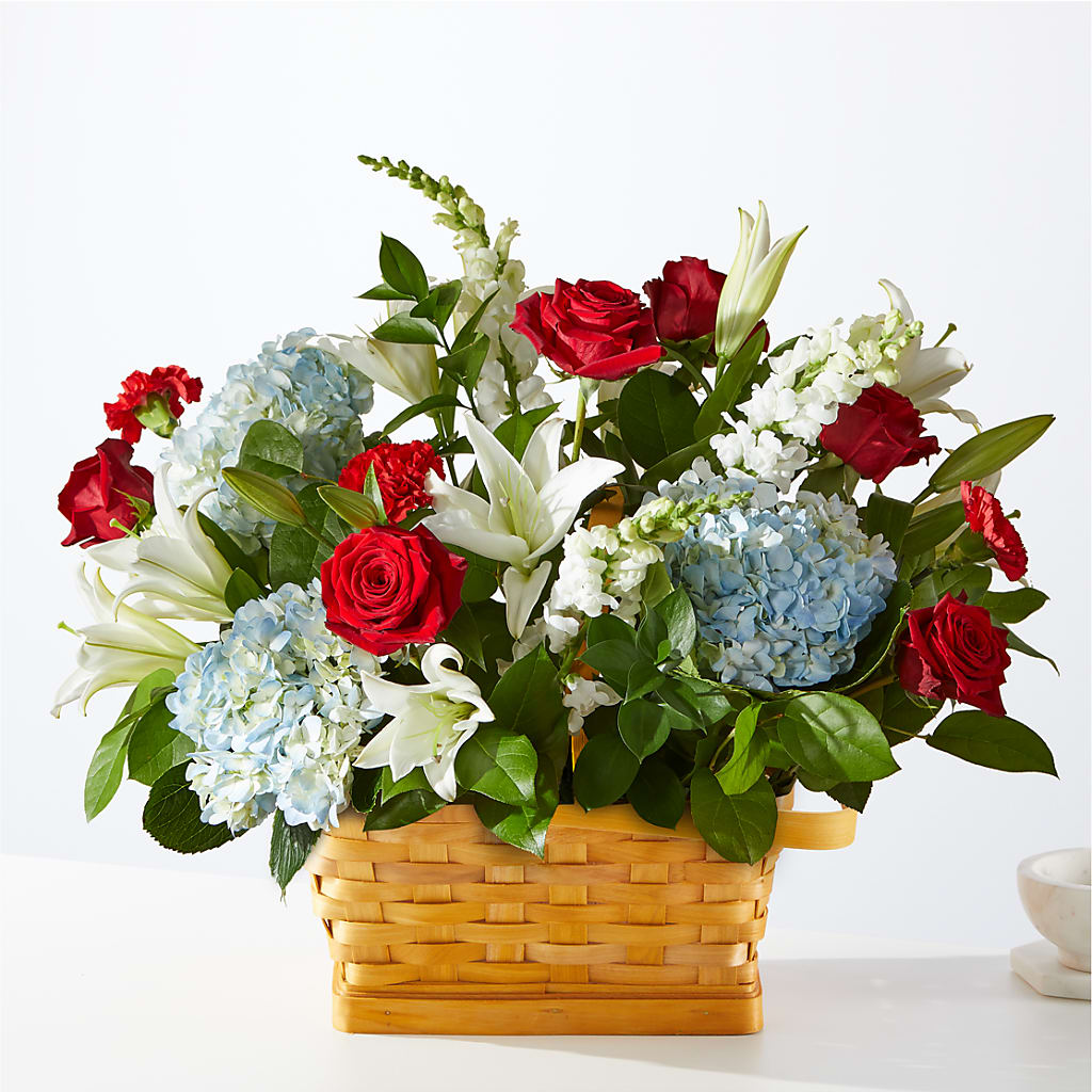 Greater Glory Basket – HOLLOW TREE GIFTS & FLORAL LLC, Cascade IA