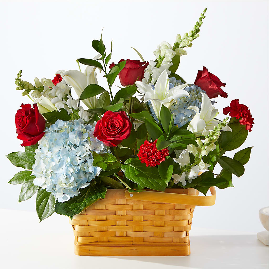 Greater Glory Basket – HOLLOW TREE GIFTS & FLORAL LLC, Cascade IA