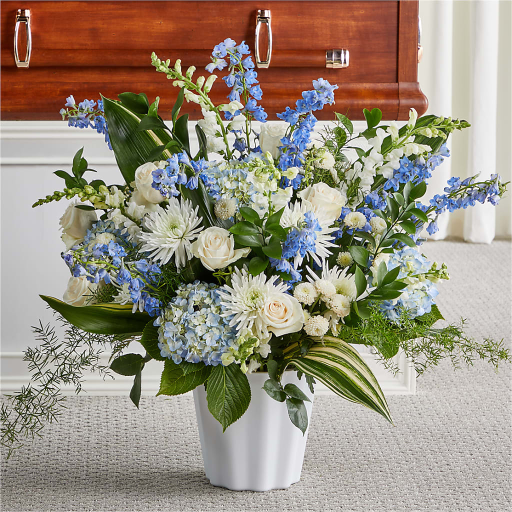 Everlasting Memories Floor Basket – HOLLOW TREE GIFTS & FLORAL LLC, Cascade IA