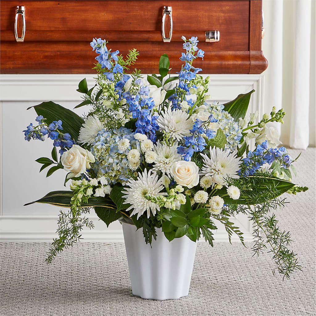 Everlasting Memories Floor Basket – HOLLOW TREE GIFTS & FLORAL LLC, Cascade IA