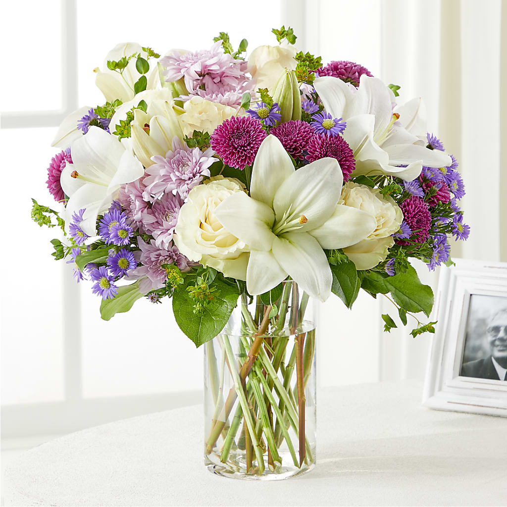 Wishing Peace Bouquet – HOLLOW TREE GIFTS & FLORAL LLC, Cascade IA