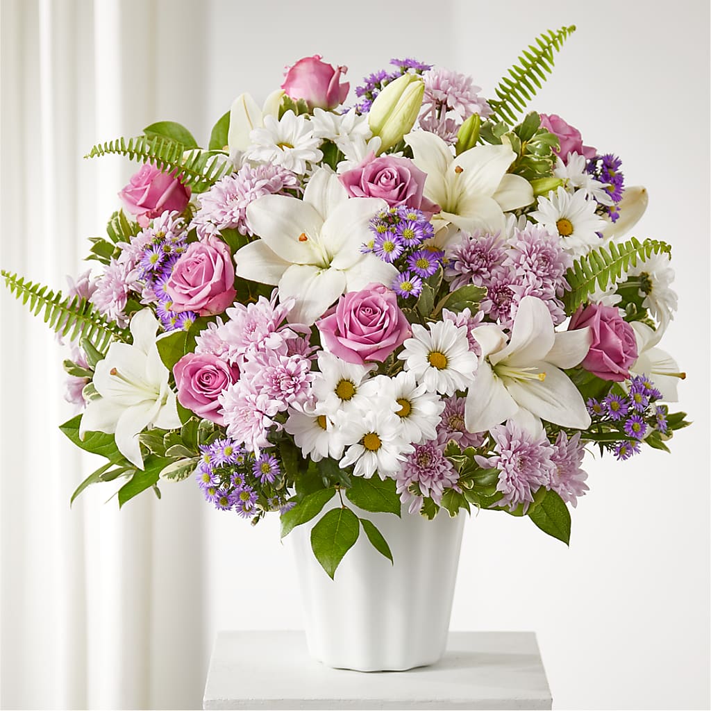 Warmest Thoughts Tabletop Basket – HOLLOW TREE GIFTS & FLORAL LLC, Cascade IA