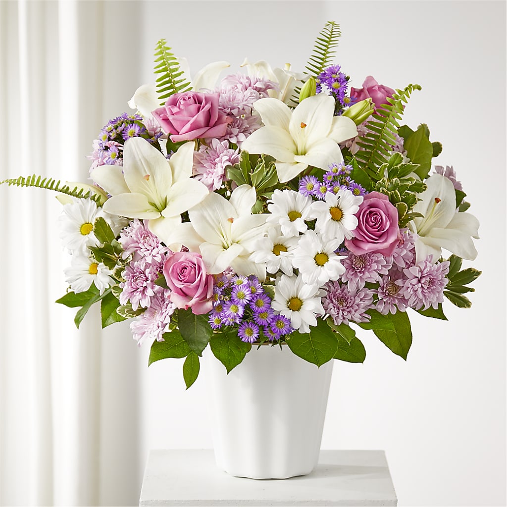 Warmest Thoughts Tabletop Basket – HOLLOW TREE GIFTS & FLORAL LLC, Cascade IA