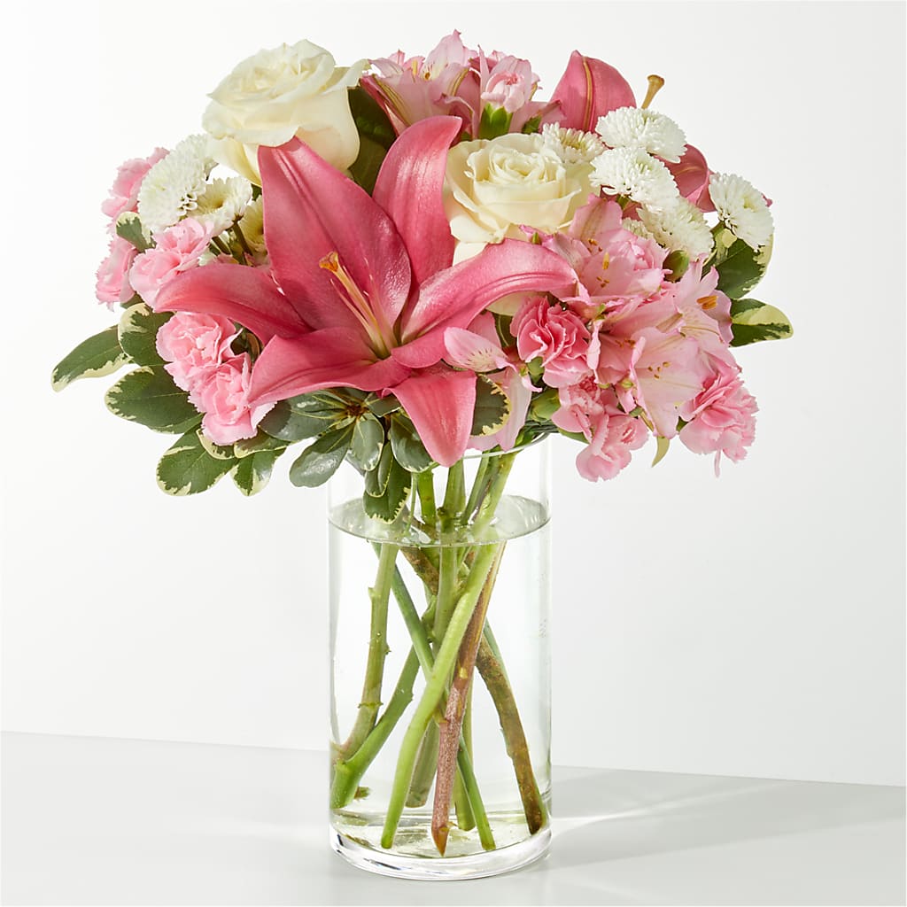 Piece of Cake Bouquet – HOLLOW TREE GIFTS & FLORAL LLC, Cascade IA