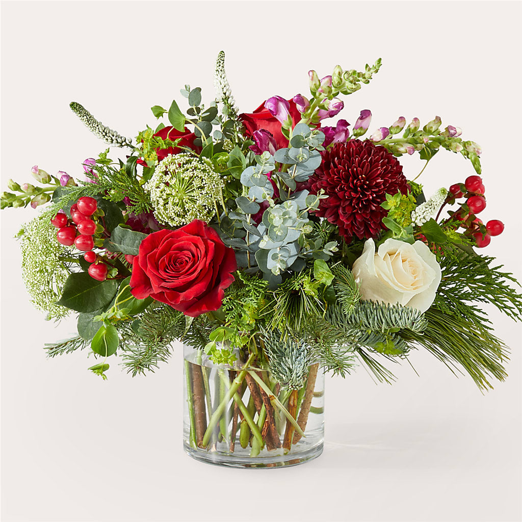 Cranberry Fizz Bouquet – HOLLOW TREE GIFTS & FLORAL LLC, Cascade IA