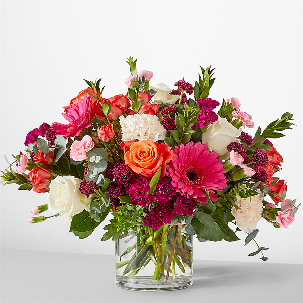 Smell the Roses Bouquet – HOLLOW TREE GIFTS & FLORAL LLC, Cascade IA