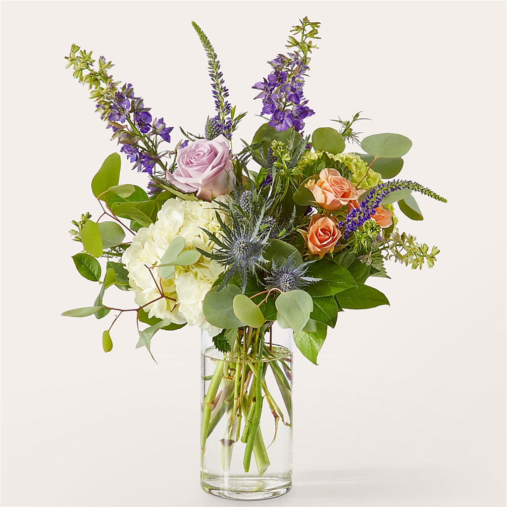 Appealing Aura Bouquet – HOLLOW TREE GIFTS & FLORAL LLC, Cascade IA