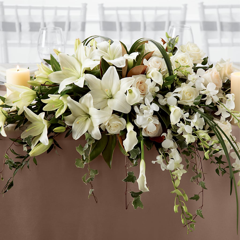 White Linen Arrangement – HOLLOW TREE GIFTS & FLORAL LLC, Cascade IA