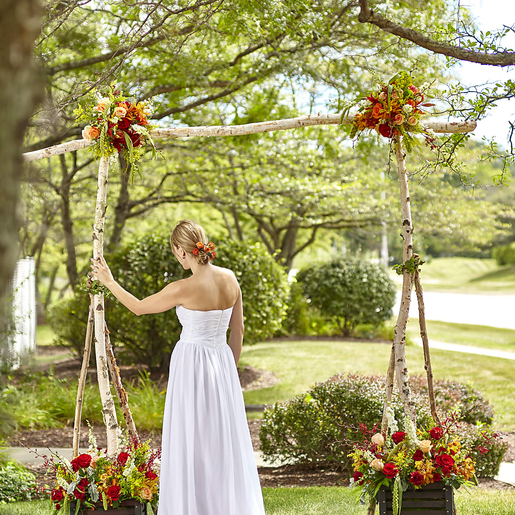 Arbor of Love Archway – HOLLOW TREE GIFTS & FLORAL LLC, Cascade IA