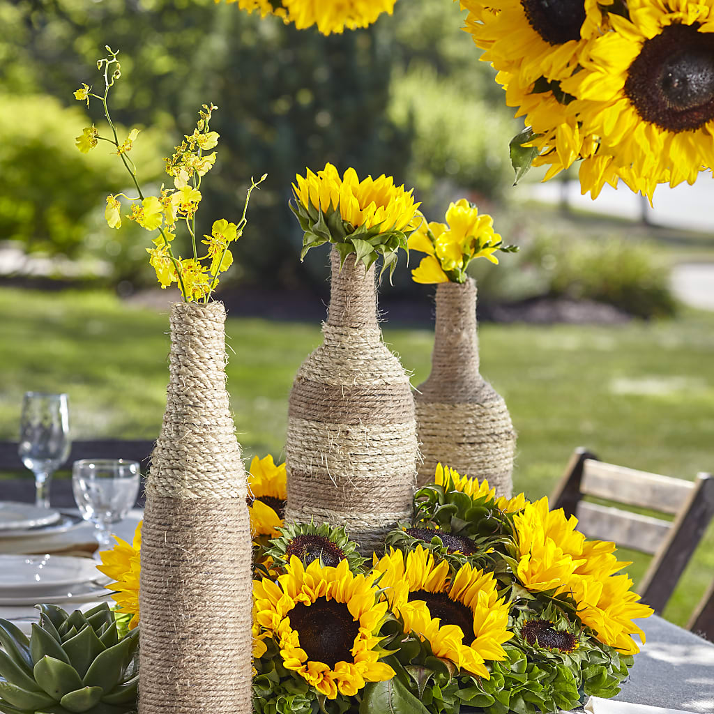 Sublime Garden Centerpiece – HOLLOW TREE GIFTS & FLORAL LLC, Cascade IA