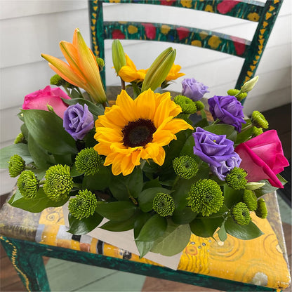 Best Day Box Bouquet – HOLLOW TREE GIFTS & FLORAL LLC, Cascade IA