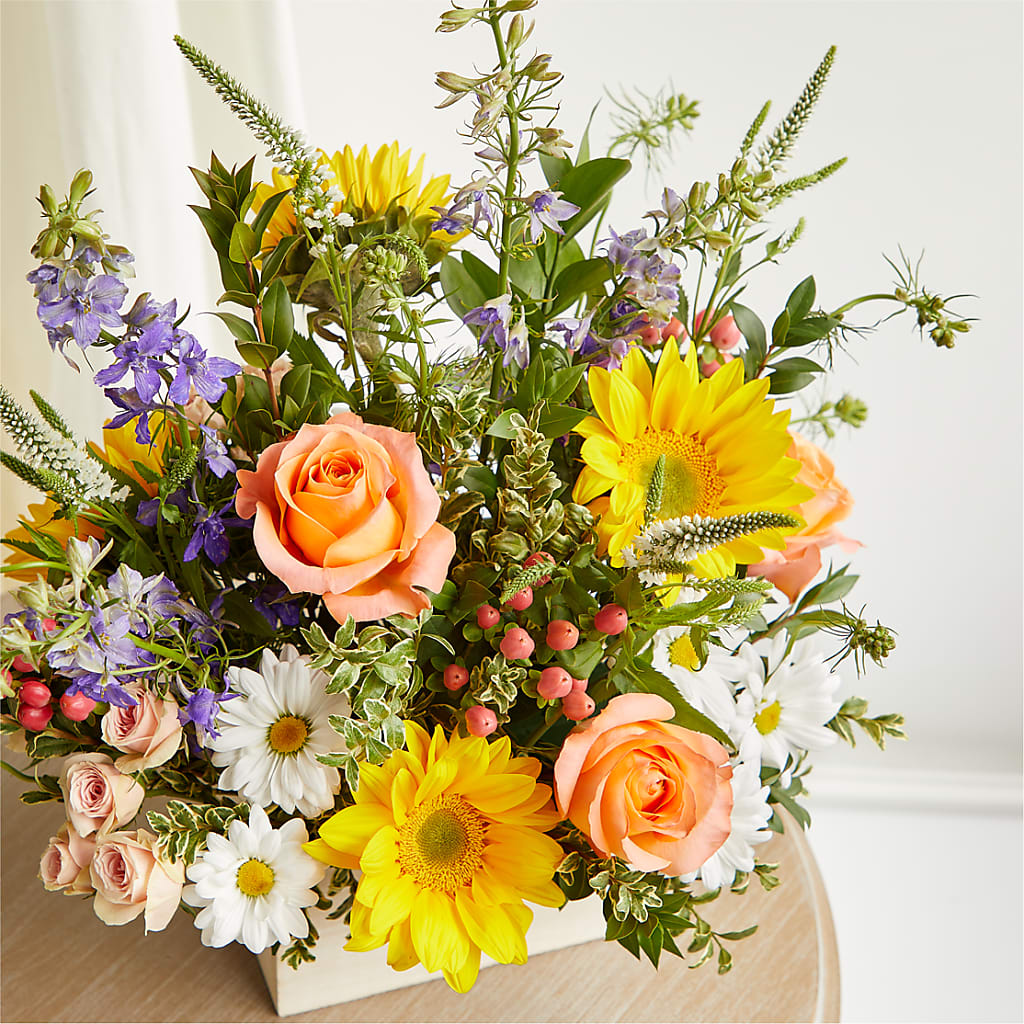 The Good Life Bouquet – HOLLOW TREE GIFTS & FLORAL LLC, Cascade IA
