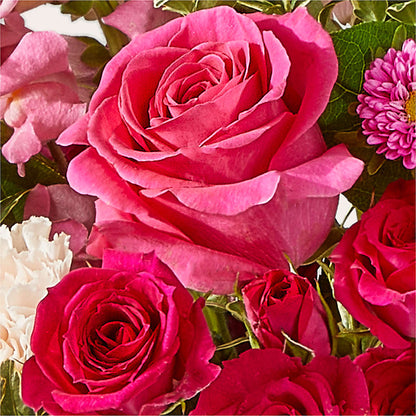 Too Cute Bouquet – HOLLOW TREE GIFTS & FLORAL LLC, Cascade IA