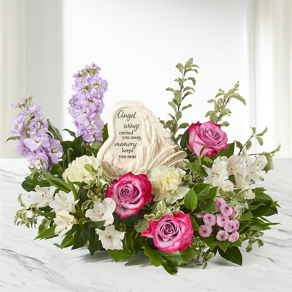In My Heart Arrangement – HOLLOW TREE GIFTS & FLORAL LLC, Cascade IA