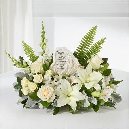 Holding You Close Arrangement – HOLLOW TREE GIFTS & FLORAL LLC, Cascade IA