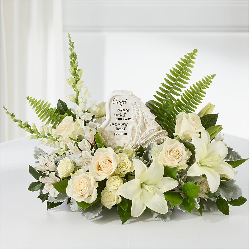 Holding You Close Arrangement – HOLLOW TREE GIFTS & FLORAL LLC, Cascade IA