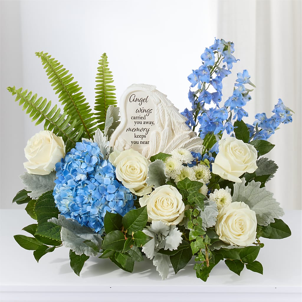 Dearest Arrangement – HOLLOW TREE GIFTS & FLORAL LLC, Cascade IA