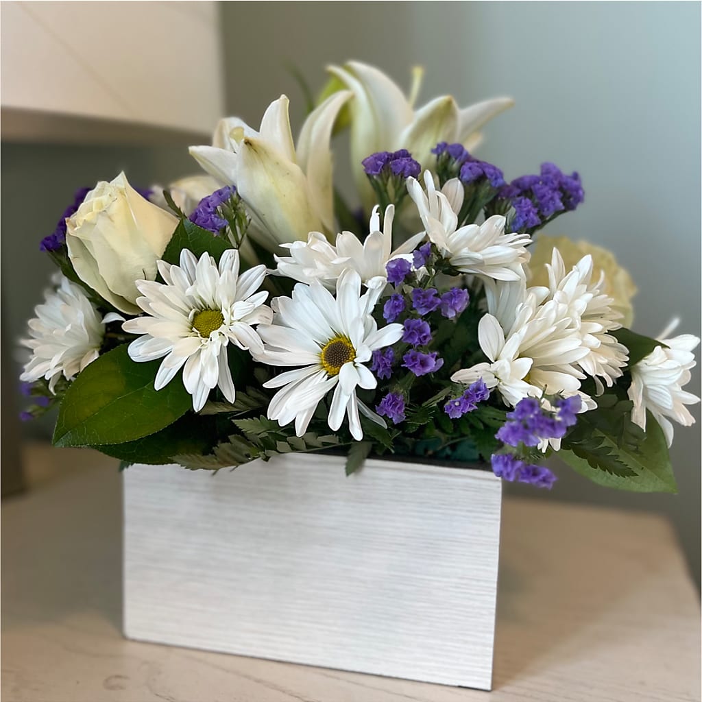 Beyond Blue Box Bouquet – HOLLOW TREE GIFTS & FLORAL LLC, Cascade IA