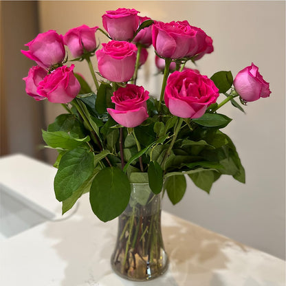 Long Stem Pink Rose Bouquet – HOLLOW TREE GIFTS & FLORAL LLC, Cascade IA