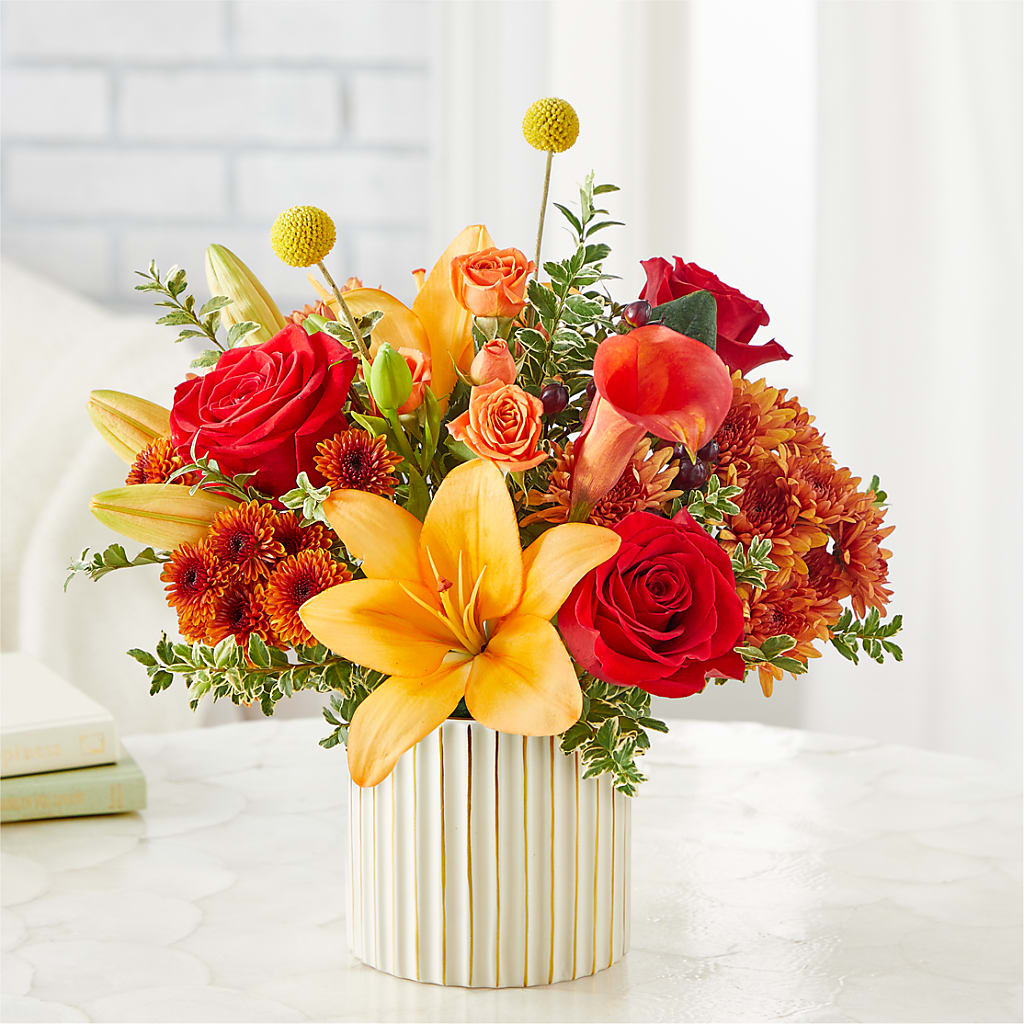 Scarlet Skies Bouquet – HOLLOW TREE GIFTS & FLORAL LLC, Cascade IA