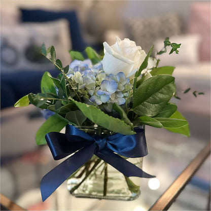 Sky Blue Delight Bouquet – HOLLOW TREE GIFTS & FLORAL LLC, Cascade IA