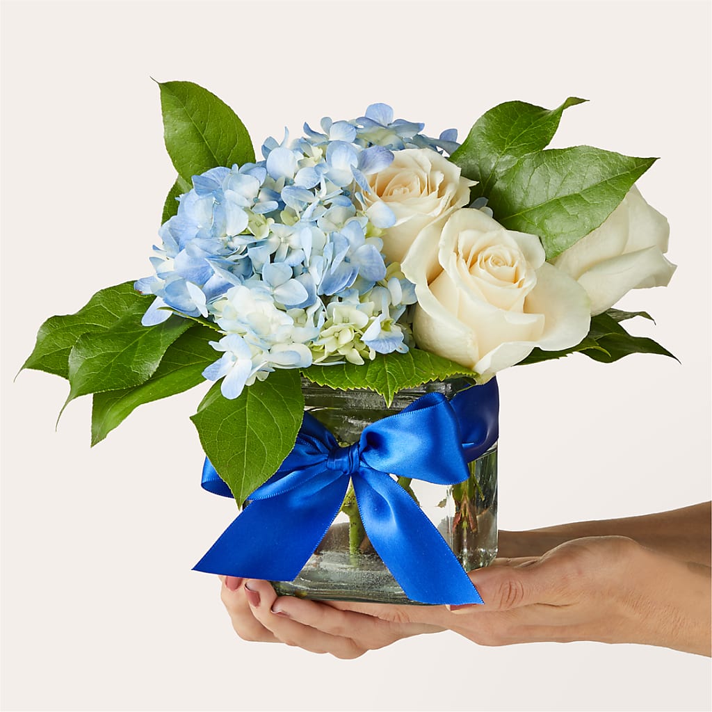Sky Blue Delight Bouquet – HOLLOW TREE GIFTS & FLORAL LLC, Cascade IA