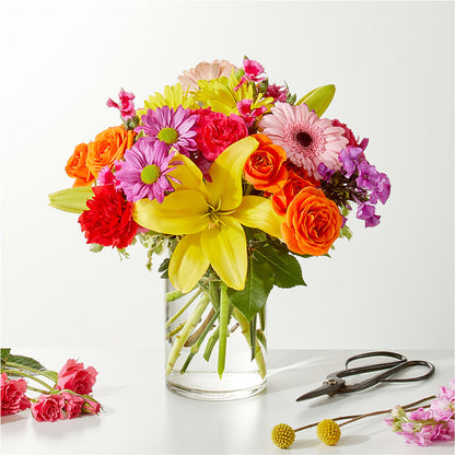 Cue the Confetti - A Florist Original – HOLLOW TREE GIFTS & FLORAL LLC, Cascade IA