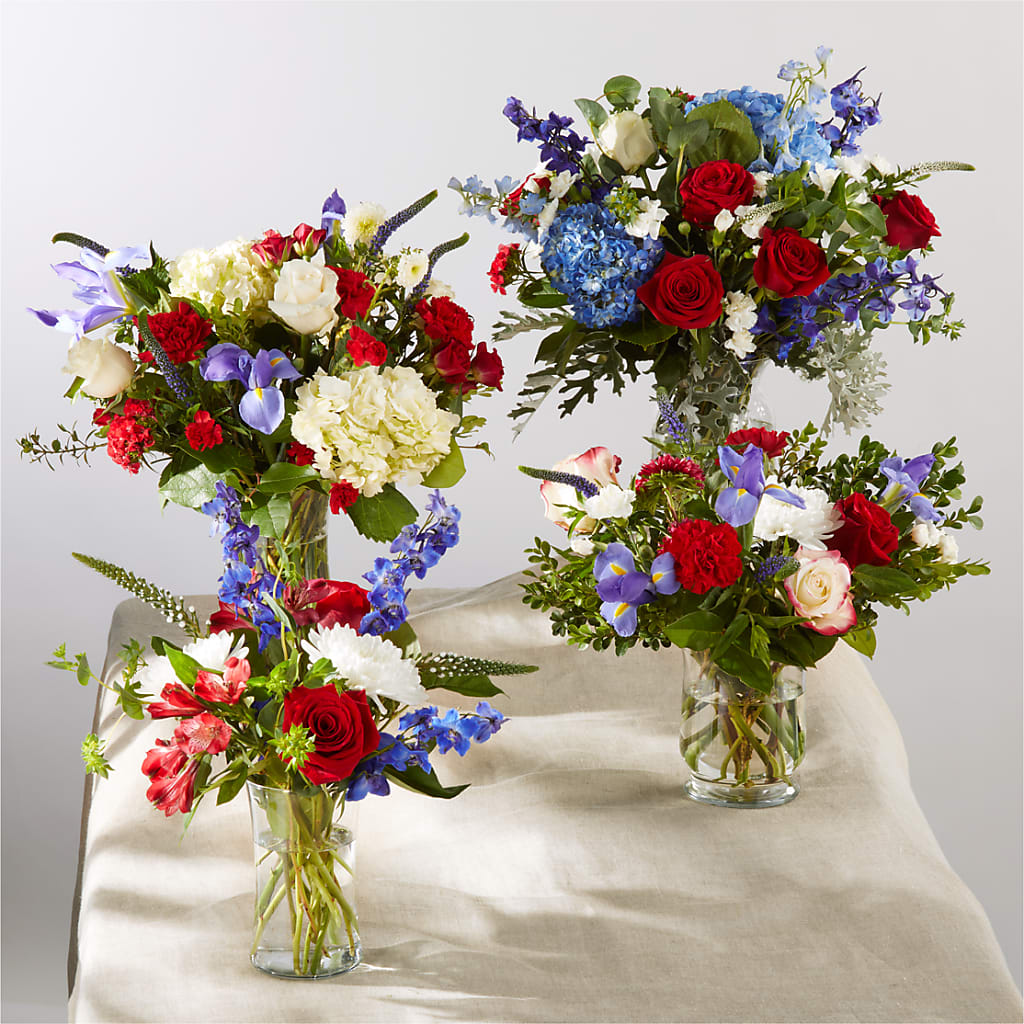 Star Spangled - A Florist Original – HOLLOW TREE GIFTS & FLORAL LLC, Cascade IA