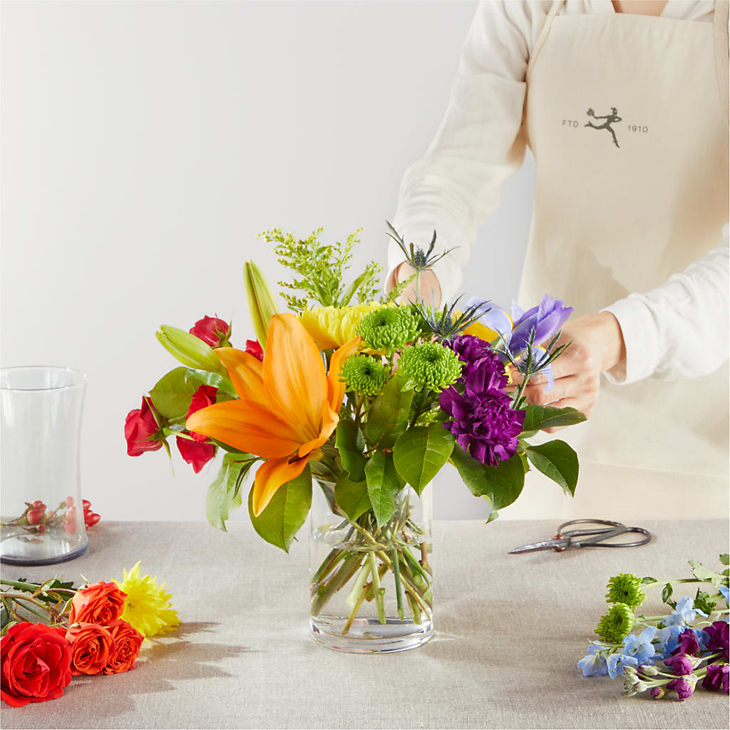 Summer Spectra - A Florist Original – HOLLOW TREE GIFTS & FLORAL LLC, Cascade IA
