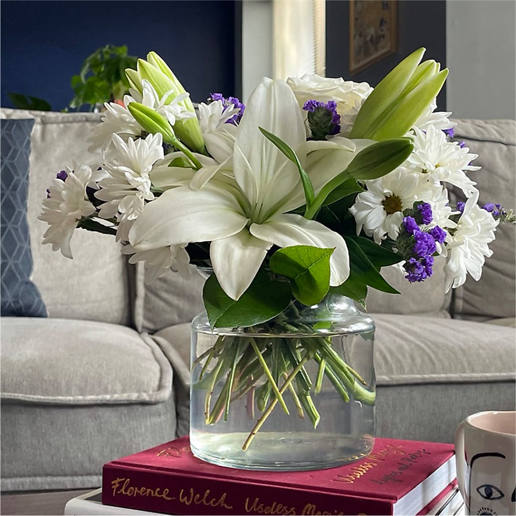 Beyond Blue Bouquet – HOLLOW TREE GIFTS & FLORAL LLC, Cascade IA