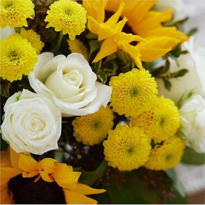 Luminous Morning Bouquet – HOLLOW TREE GIFTS & FLORAL LLC, Cascade IA