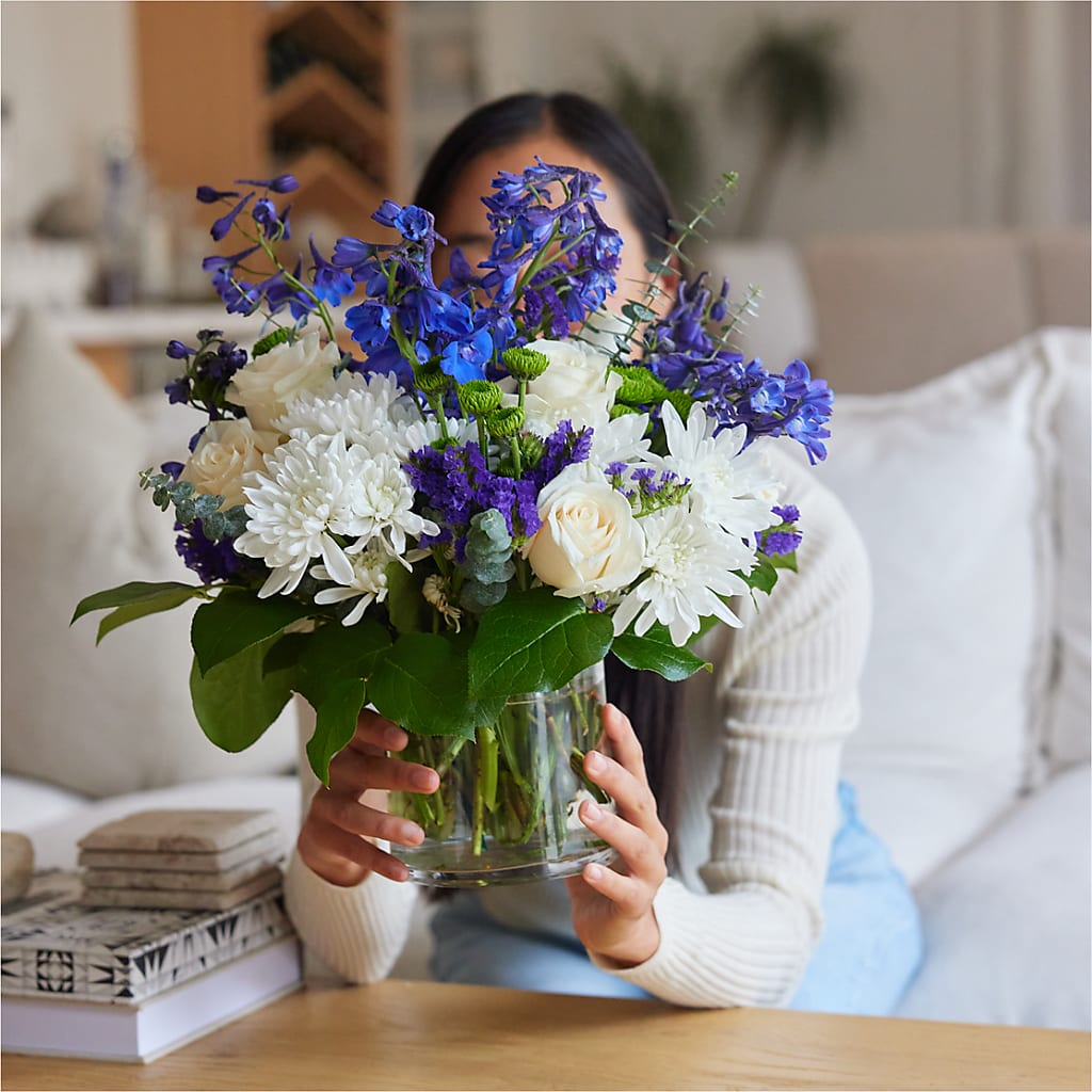 Cerulean Waves Bouquet – HOLLOW TREE GIFTS & FLORAL LLC, Cascade IA