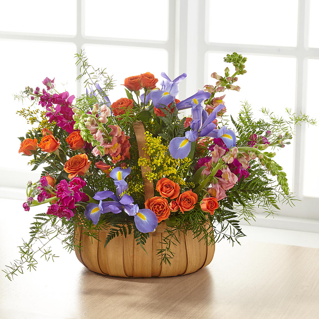 Garden of Life Basket – HOLLOW TREE GIFTS & FLORAL LLC, Cascade IA